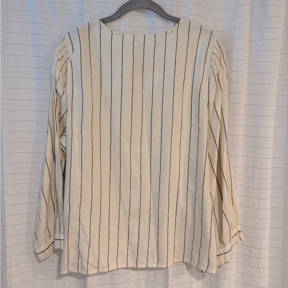 Old Navy Long Sleeve Cotton Blend Stripe Shirt - Picture 5 of 6